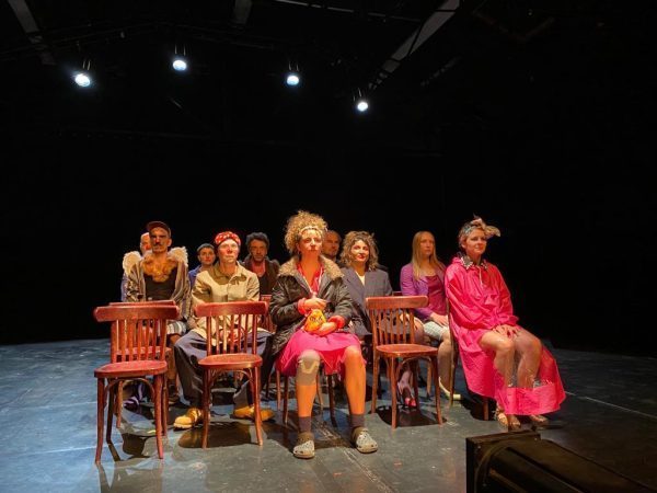 Fin de su spectacle cabaret